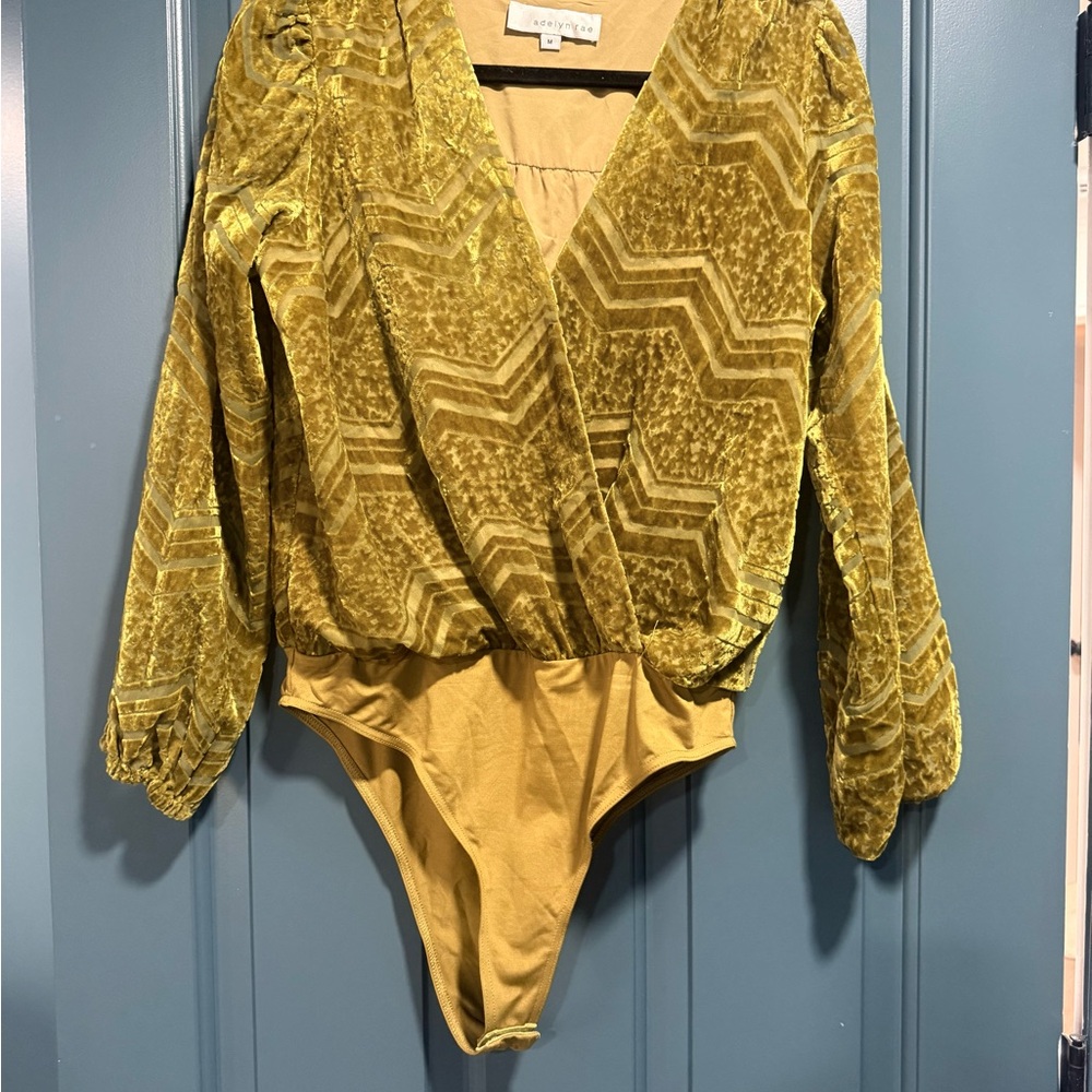 Adelyn Rae Mustard Yellow Garment